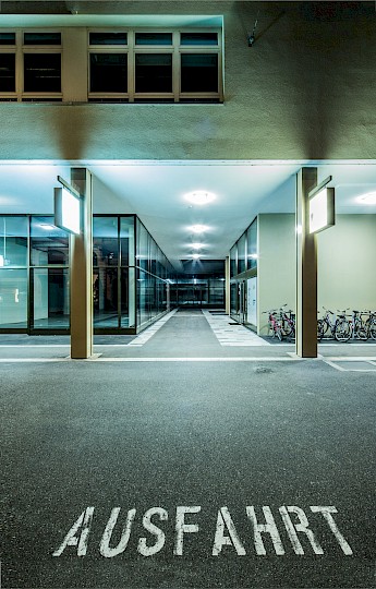 Umbau Ladenflächen, Büroflächen mit Fassadenrenovation, Helvetia AG