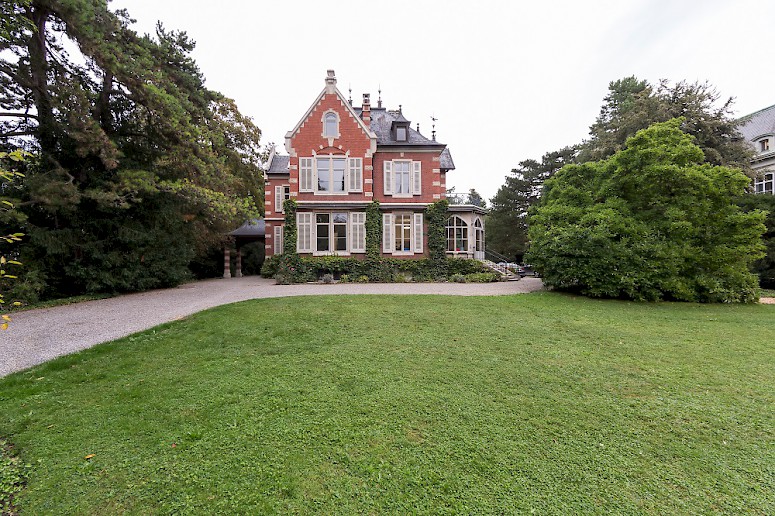 Umbau / Erneuerung EFH - Private Bauherrschaft / Bilingual Kids Academy