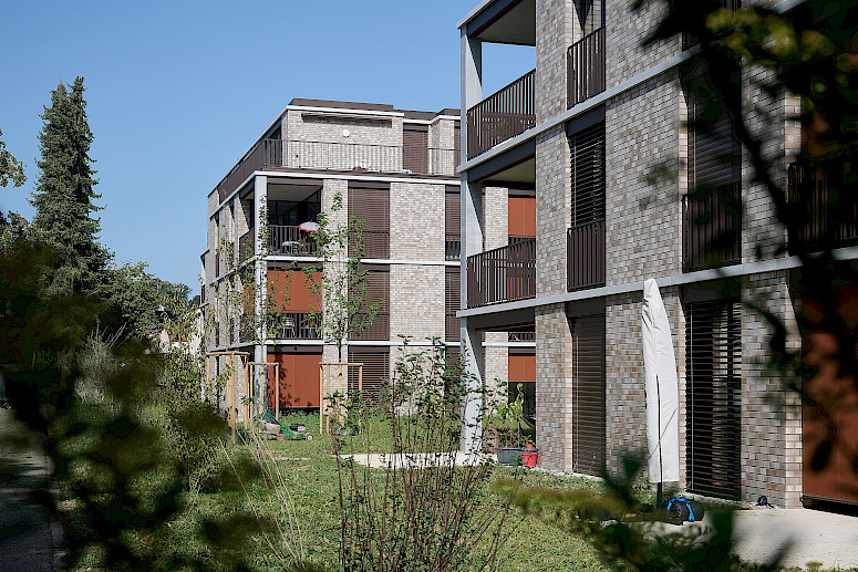 Neubau 3 Mehrfamilienhäuser mit AEH - Losinger Marazzi AG (TU) / Medpension